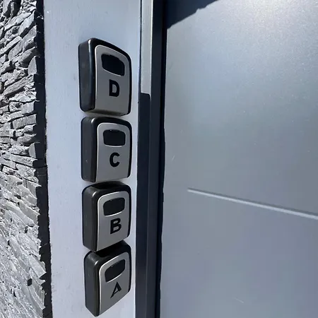 Na Pekarne アパート